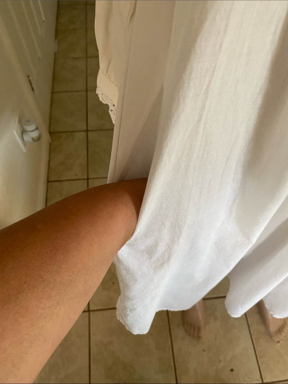 Eileen West Cream Cotton Button-Front Nightgown with Lace Yoke - Picture 8 of 11
